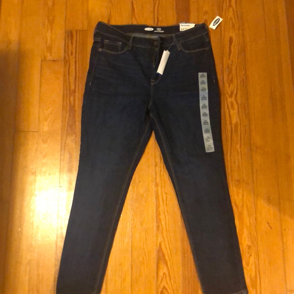 Women’s Old Navy Jeans size 14 short